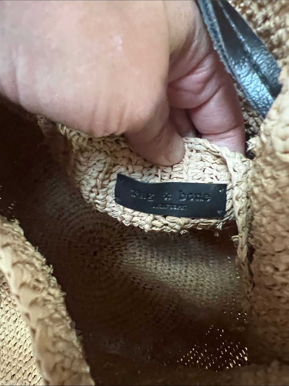 Tag & Bone natural Woven Raffia Drawstring Shoulder Bag in Natural bucket purse - Picture 3 of 6